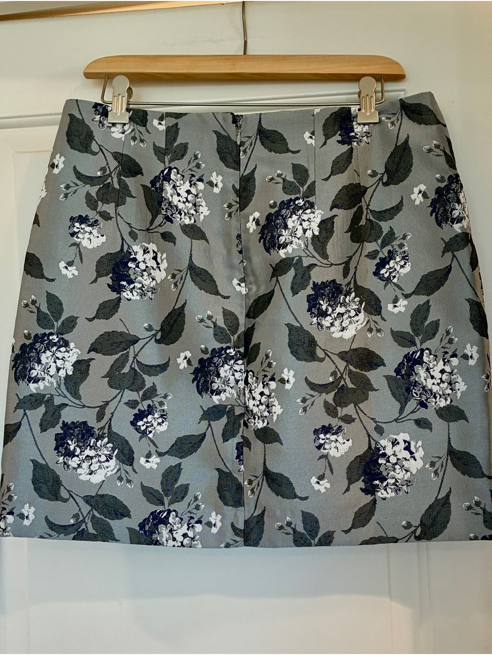 LOFT Floral Mini Skirt in Navy an White